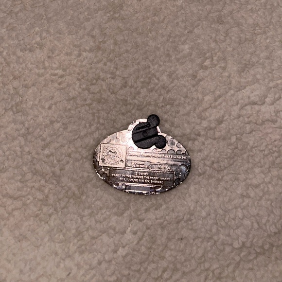 Disneyland Winnie the Pooh and Friends Eeyore Pin - Picture 2 of 3